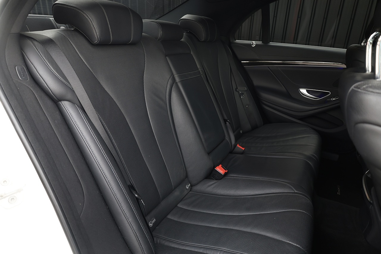 Mercedes-Benz S350d AMG Line Full Mercedes Main Dealer Service History - Large 27