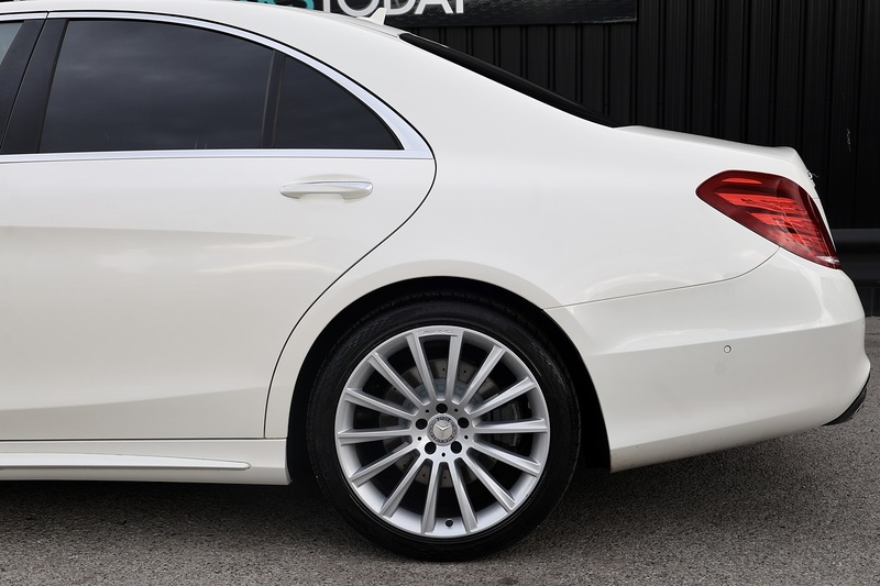 Mercedes-Benz S350d AMG Line Full Mercedes Main Dealer Service History Image 31