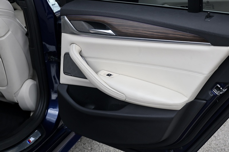 BMW 540i M Sport Touring 1 Former Keeper + £16,000 Cost Options Image 34