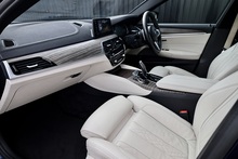 BMW 540i M Sport Touring 1 Former Keeper + £16,000 Cost Options - Thumb 2