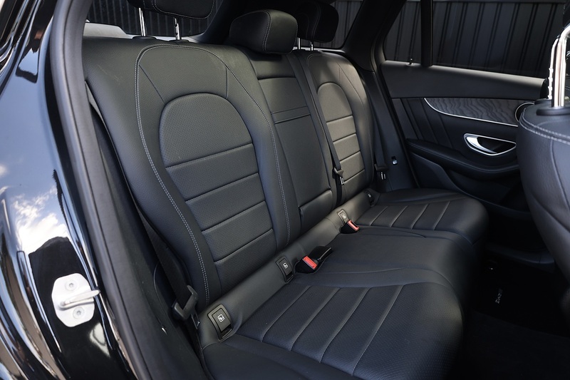 Mercedes-Benz GLC 250d AMG Line Premium 1 Former Keeper + FMBSH + Pano Roof + 360 Cameras Image 29