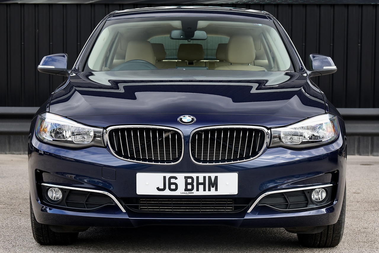 BMW 320d GT Luxury 1 Former Keeper + 21k Miles from New + ULEZ - Large 3