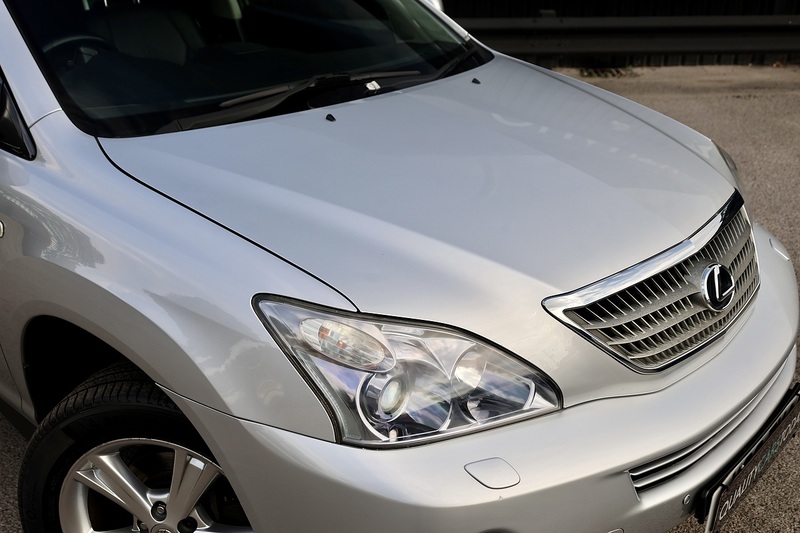 Lexus RX 400h Executive Limited Edition 2 Former Keepers + 16 Lexus Main Dealer Services + Sunroof + Rear Screens Image 16