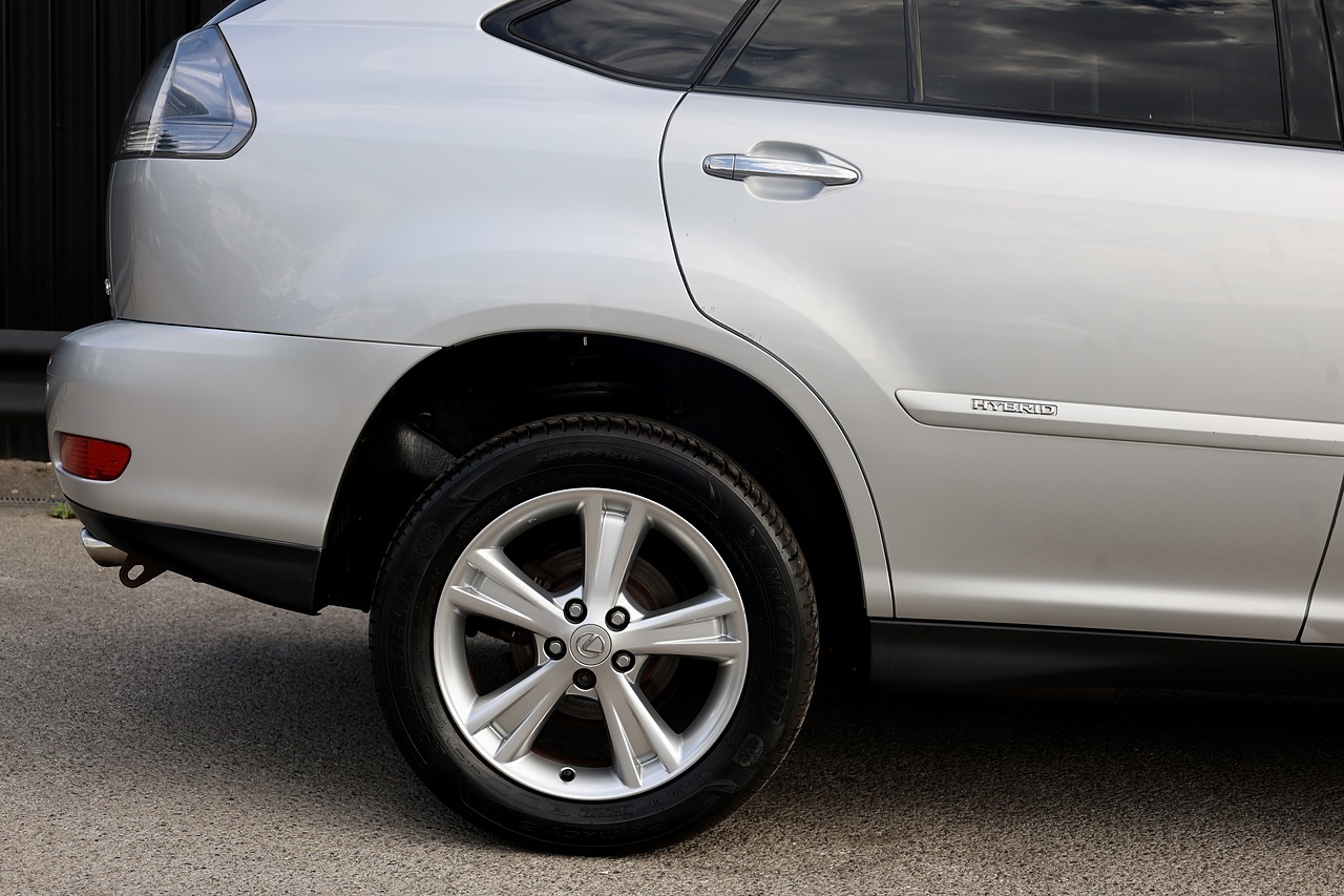 Lexus RX 400h Executive Limited Edition 2 Former Keepers + 16 Lexus Main Dealer Services + Sunroof + Rear Screens - Large 19
