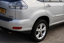 Lexus RX 400h Executive Limited Edition 2 Former Keepers + 16 Lexus Main Dealer Services + Sunroof + Rear Screens - Thumb 18