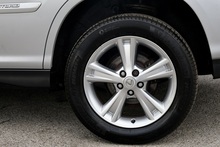 Lexus RX 400h Executive Limited Edition 2 Former Keepers + 16 Lexus Main Dealer Services + Sunroof + Rear Screens - Thumb 32