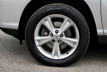 Lexus RX 400h Executive Limited Edition 2 Former Keepers + 16 Lexus Main Dealer Services + Sunroof + Rear Screens - Thumb 35