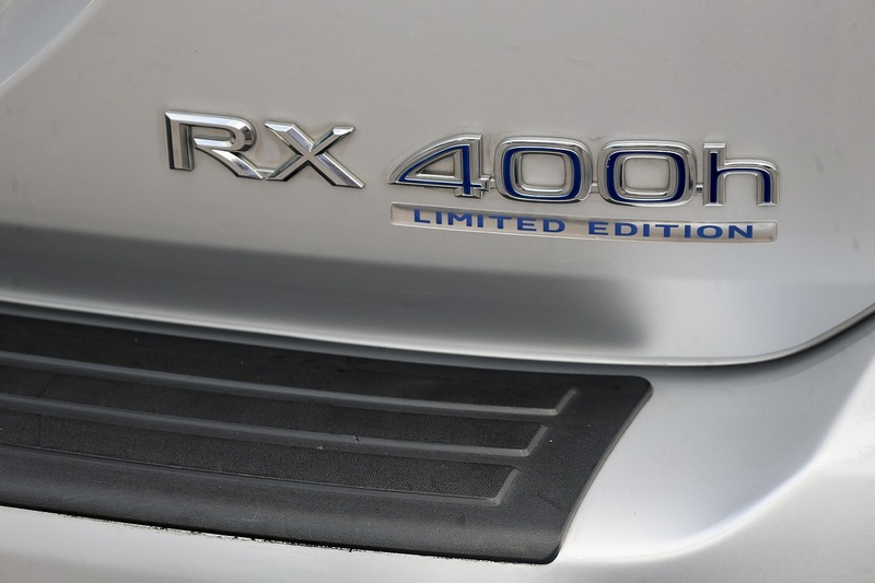 Lexus RX 400h Executive Limited Edition 2 Former Keepers + 16 Lexus Main Dealer Services + Sunroof + Rear Screens Image 43
