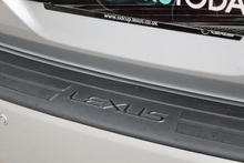Lexus RX 400h Executive Limited Edition 2 Former Keepers + 16 Lexus Main Dealer Services + Sunroof + Rear Screens - Thumb 44