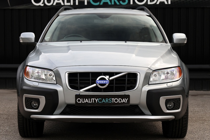 Volvo XC70 D5 SE Premium 2 Former Keepers + 15 Services inc.Timing Belt Image 3
