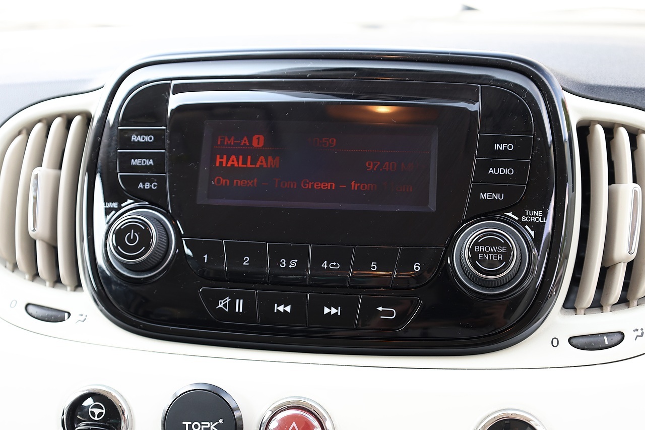 Fiat 500 Pop Just 17k Miles + Full Service History inc.Cambelt - Large 11