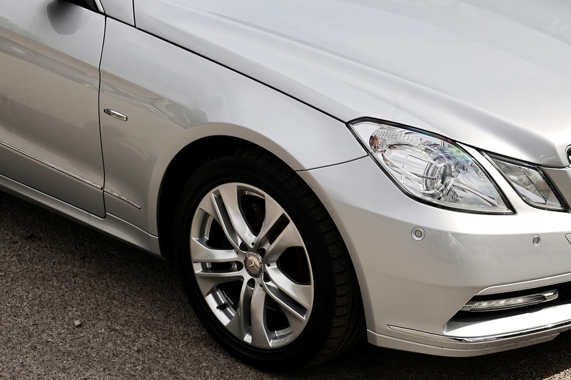 Mercedes-Benz E350 CDI Coupe SE 1 Former Keeper + 14 Mercedes Main Dealer Services Image 29