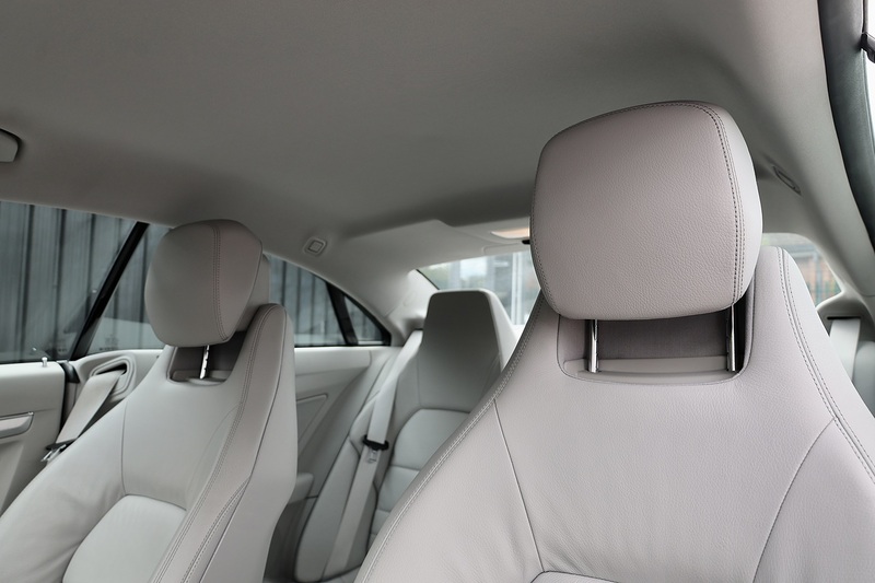 Mercedes-Benz E350 CDI Coupe SE 1 Former Keeper + 14 Mercedes Main Dealer Services Image 11