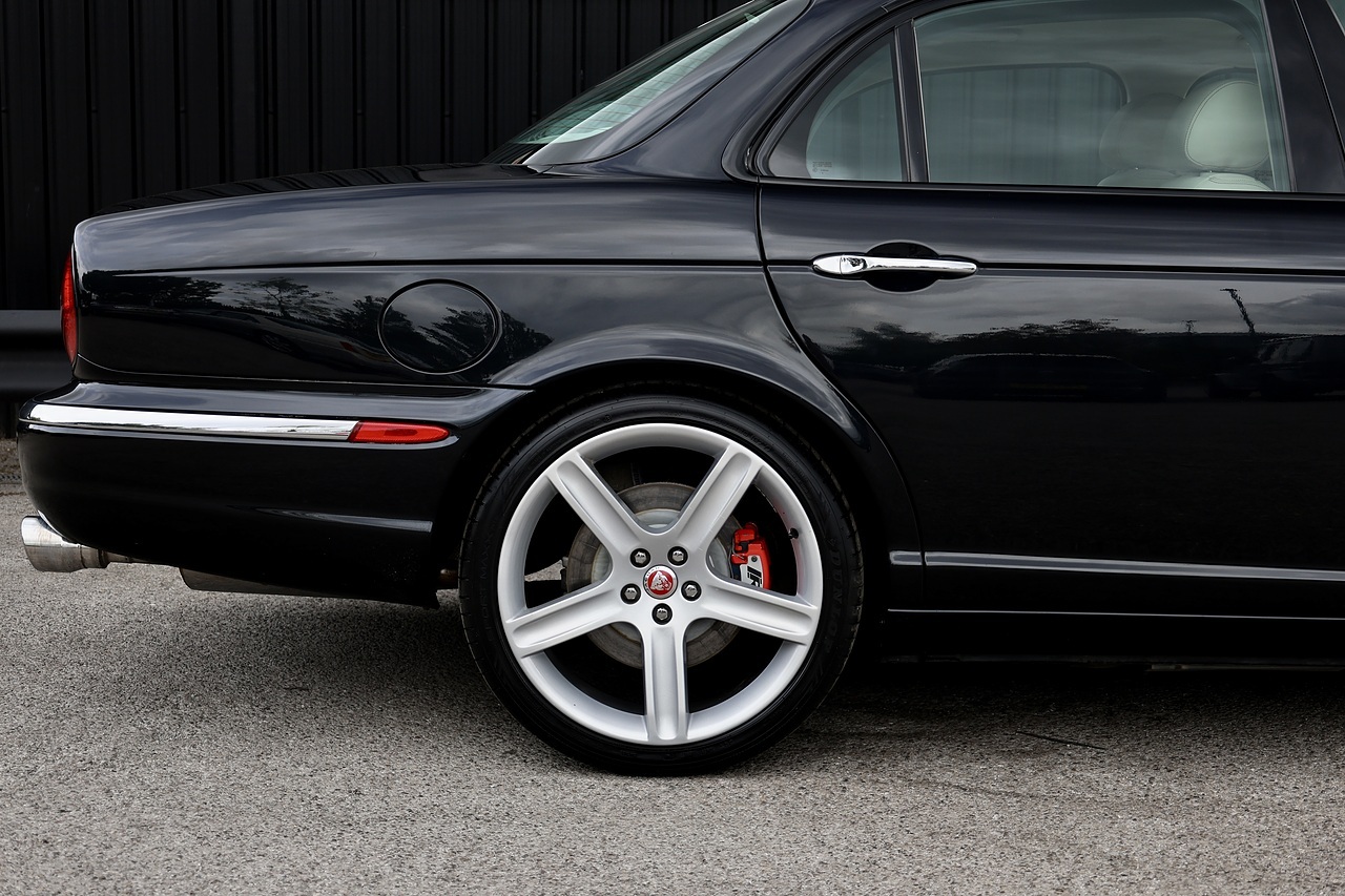Jaguar XJR Portfolio 1 of 100 UK Cars + Very Special - Large 18