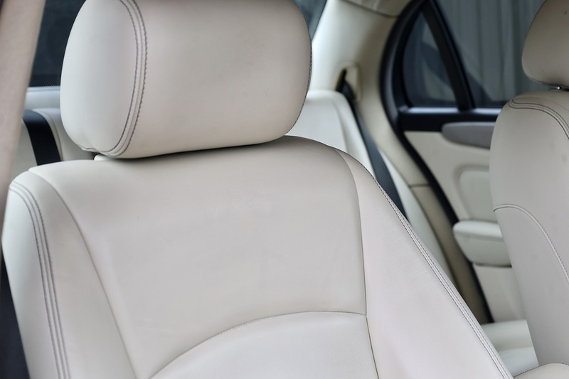 Jaguar XJR Portfolio 1 of 100 UK Cars + Very Special Image 22