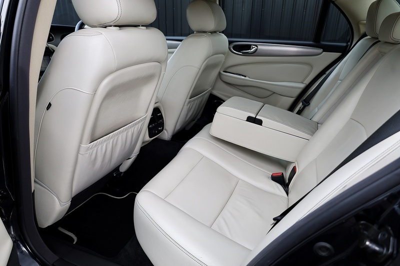 Jaguar XJR Portfolio 1 of 100 UK Cars + Very Special Image 11