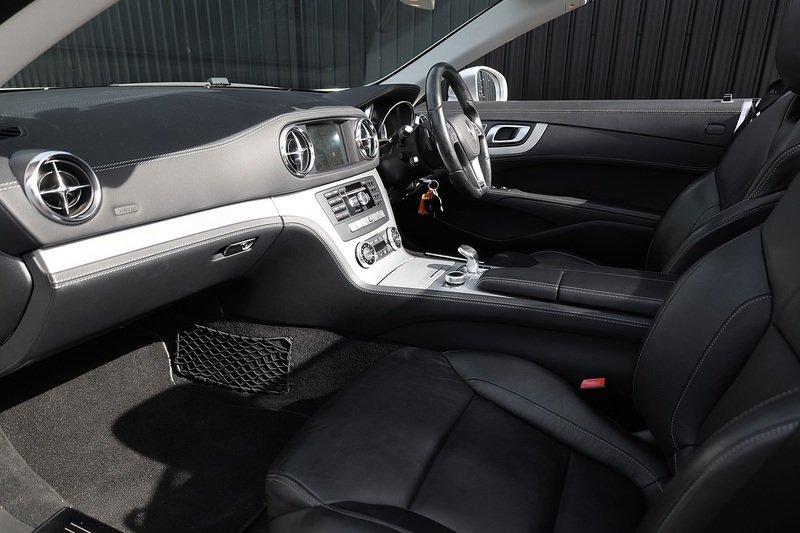 Mercedes-Benz SL 350 2 Former Keepers + Full / Comprehensive History Image 2