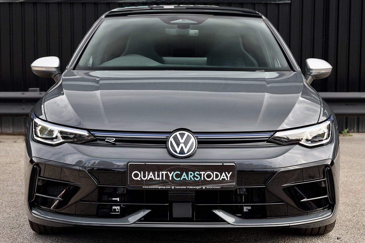Volkswagen Golf R 255 miles from new + Pano Roof + VAT Qualifying - Large 3