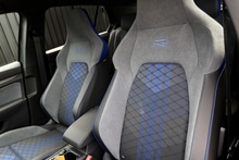 Volkswagen Golf R 255 miles from new + Pano Roof + VAT Qualifying - Thumb 11