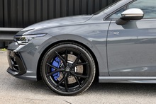 Volkswagen Golf R 255 miles from new + Pano Roof + VAT Qualifying - Thumb 31