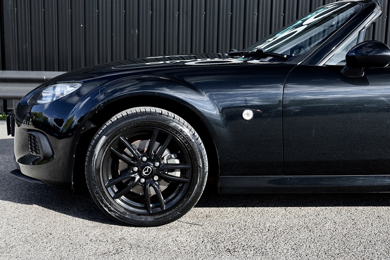 Mazda MX-5 Roadster Just 24k Miles + Folding Hardtop Image 29