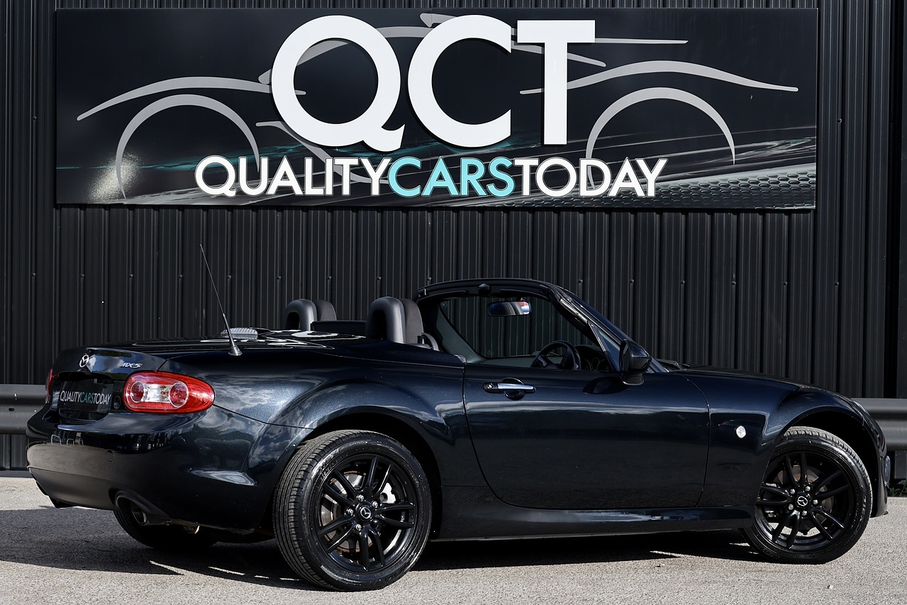 Mazda MX-5 Roadster Just 24k Miles + Folding Hardtop - Large 8