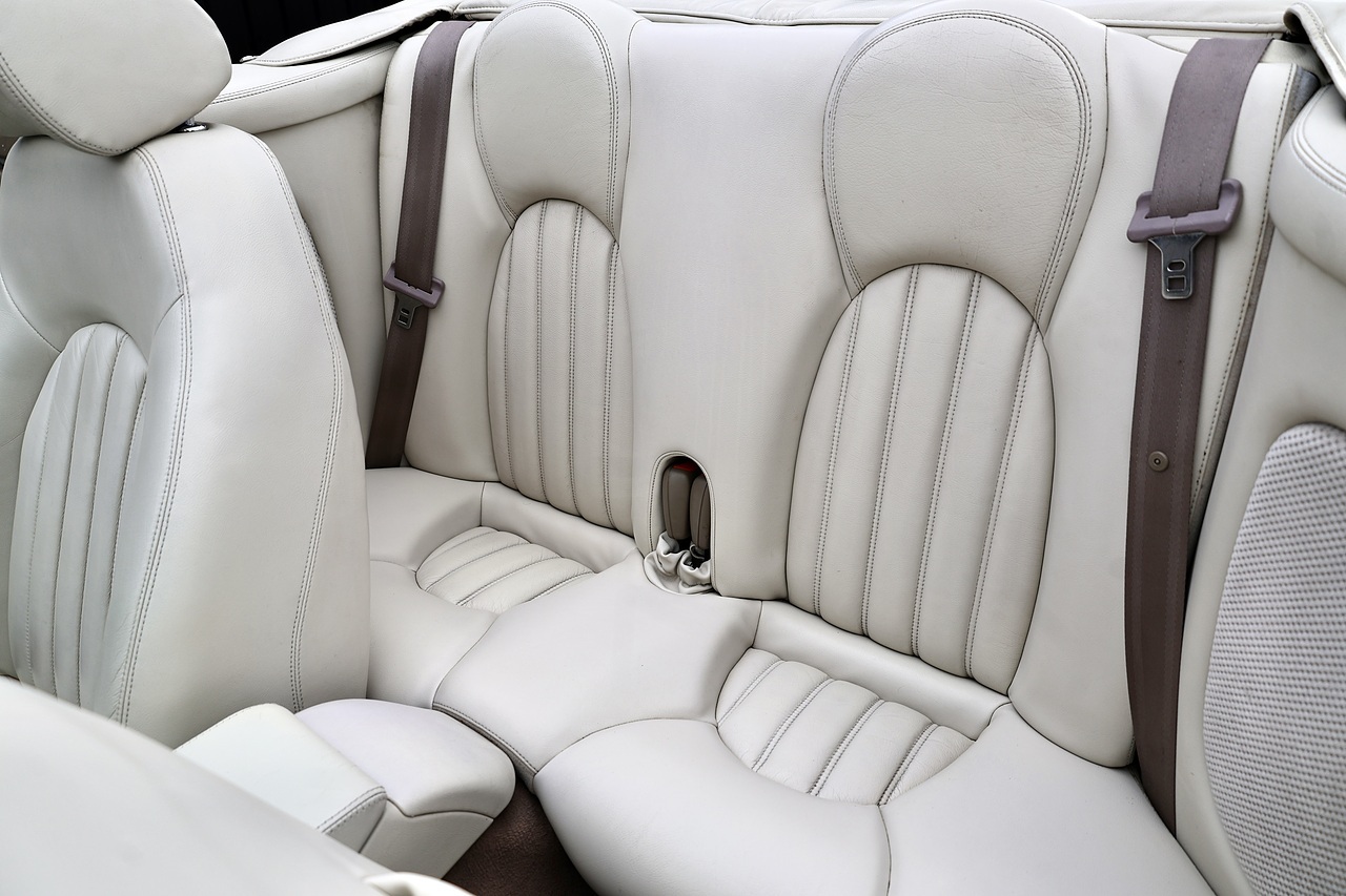 Jaguar XK8 Convertible XK8 Convertible 4.2 2dr Convertible Automatic Petrol - Large 7