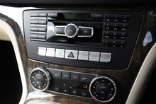 Mercedes-Benz SL 400 AMG Sport 2 Former Keepers + 11 Mercedes Main Dealer Services - Thumb 17