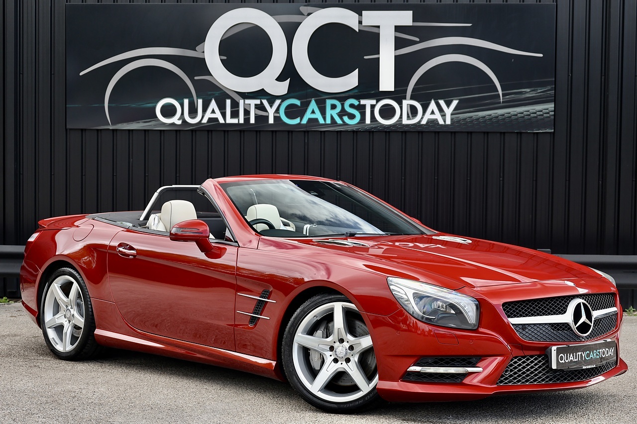 Mercedes-Benz SL 400 AMG Sport 2 Former Keepers + 11 Mercedes Main Dealer Services - Large 0