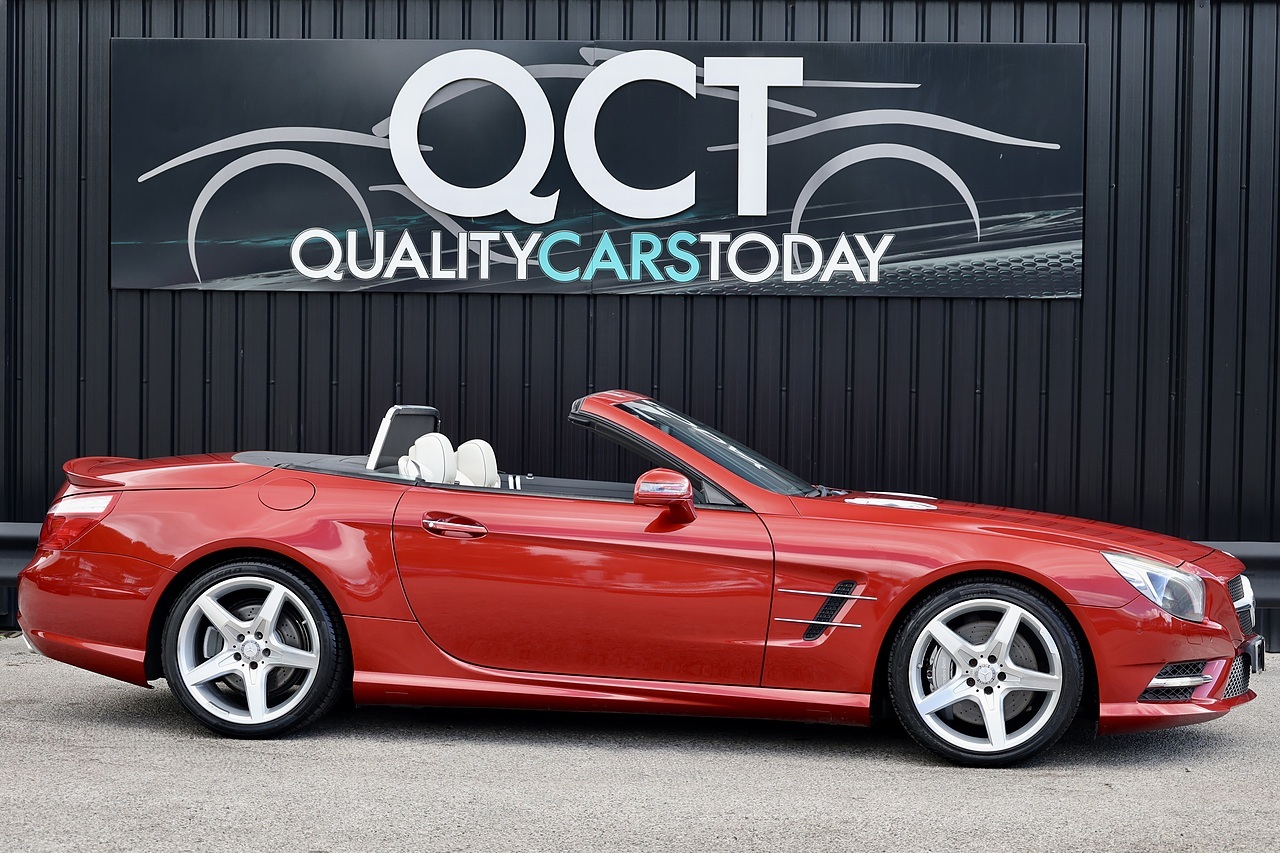 Mercedes-Benz SL 400 AMG Sport 2 Former Keepers + 11 Mercedes Main Dealer Services - Large 5
