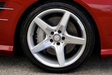 Mercedes-Benz SL 400 AMG Sport 2 Former Keepers + 11 Mercedes Main Dealer Services - Thumb 22