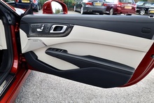Mercedes-Benz SL 400 AMG Sport 2 Former Keepers + 11 Mercedes Main Dealer Services - Thumb 23