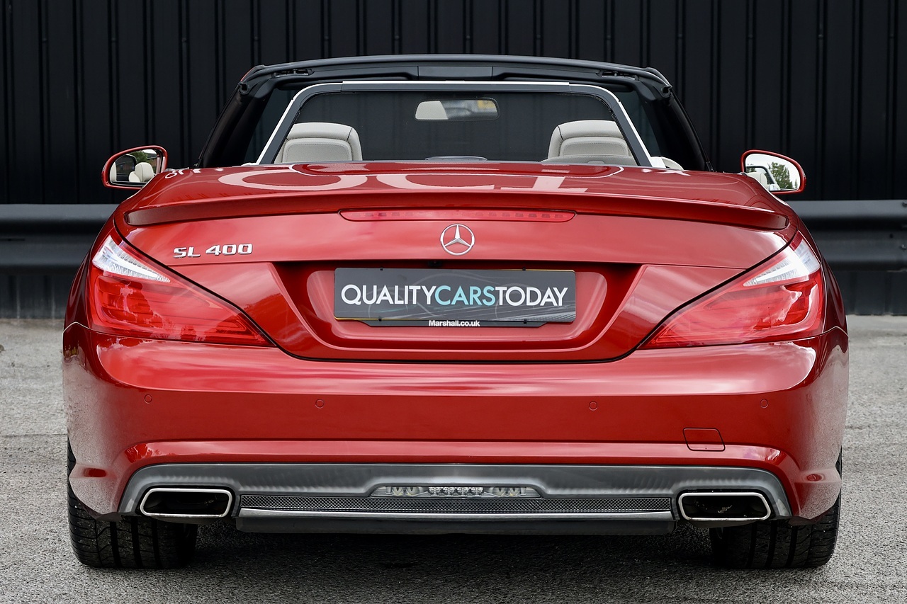 Mercedes-Benz SL 400 AMG Sport 2 Former Keepers + 11 Mercedes Main Dealer Services - Large 4