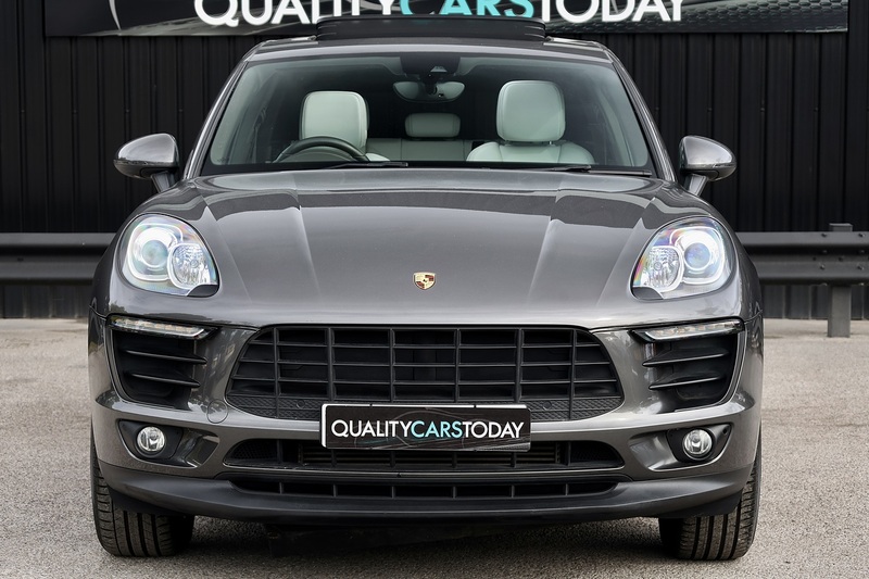 Porsche Macan 1 Lady Owner + £9,500 Cost Options + Beautiful Condition Image 3