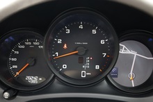 Porsche Macan 1 Lady Owner + £9,500 Cost Options + Beautiful Condition - Thumb 18
