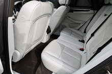 Porsche Macan 1 Lady Owner + £9,500 Cost Options + Beautiful Condition - Thumb 14