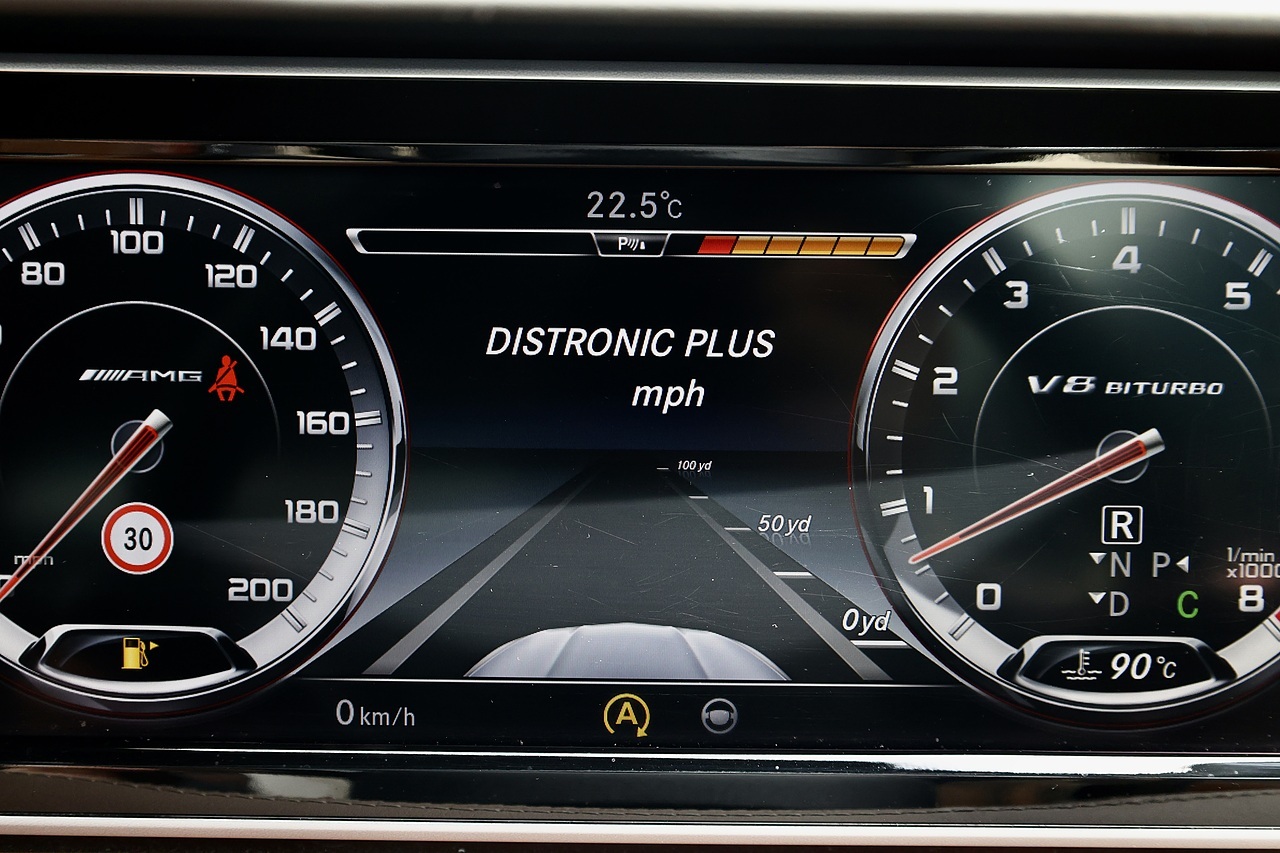 Mercedes-Benz S63 AMG Coupe 1 Former Keeper + MB Extended Warranty + Huge Spec - Large 34