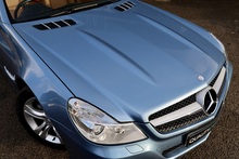Mercedes-Benz SL 350 SL 350 Convertible 3.5 Automatic Petrol - Thumb 20