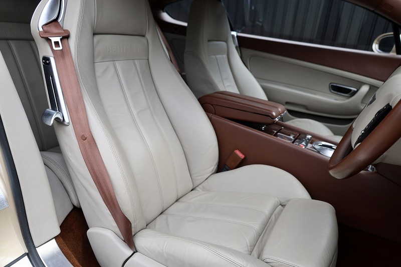 Bentley Continental GT W12 Continental GT W12 6.0 2dr Coupe Automatic Petrol Image 27