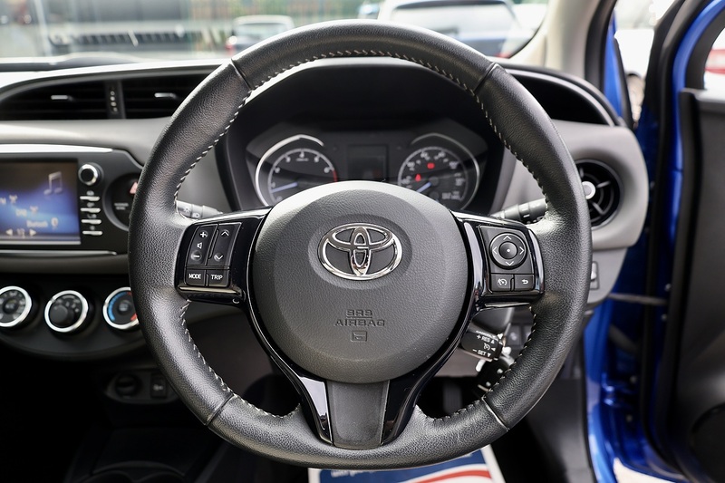 Toyota Yaris 1.5 Icon 1 Former Keeper + 18k Miles + Outstanding Image 23