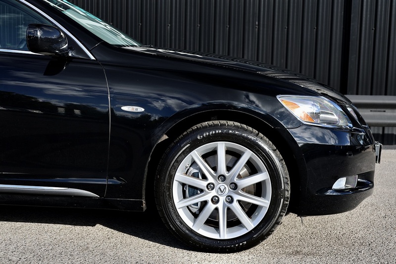 Lexus GS 300 SE 1 Former Keeper + 16 Lexus Main Dealer Services + Previously Sold by Ourselves Image 23