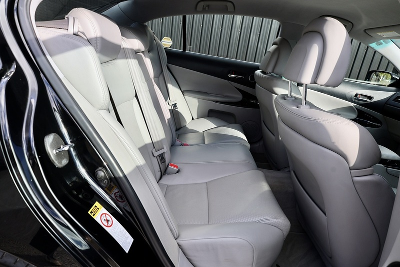 Lexus GS 300 SE 1 Former Keeper + 16 Lexus Main Dealer Services + Previously Sold by Ourselves Image 9