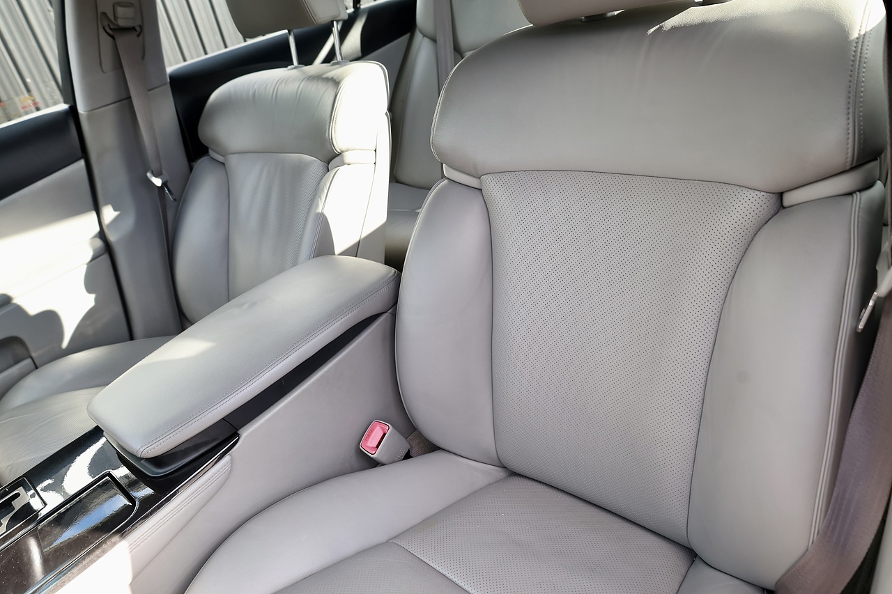Lexus GS 300 SE 1 Former Keeper + 16 Lexus Main Dealer Services + Previously Sold by Ourselves - Large 41