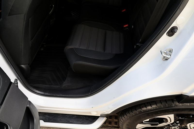 Honda CR-V 2.0 Hybrid SE 2 Former Keepers + Full Main Dealer History Image 39
