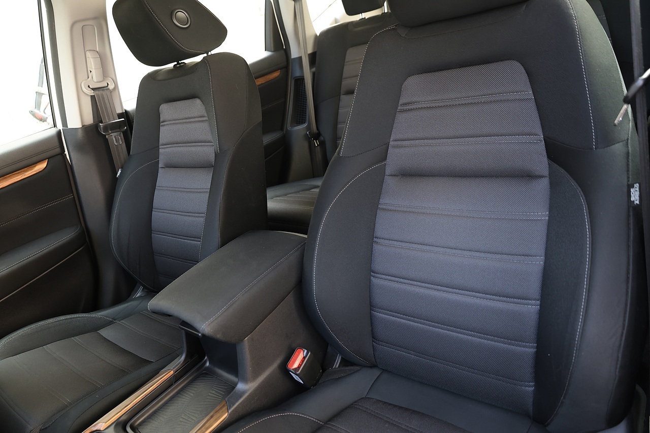Honda CR-V 2.0 Hybrid SE 2 Former Keepers + Full Main Dealer History - Large 11