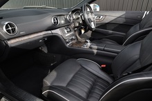 Mercedes-Benz SL 350 AMG Sport Pack Full Mercedes Main Dealer History + Pano Roof + Reverse Cam - Thumb 2