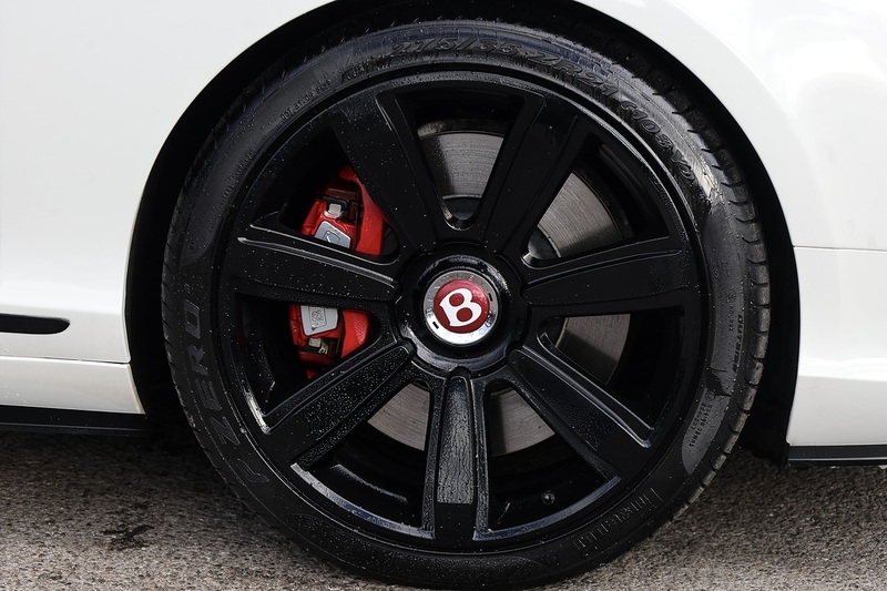 Bentley Continental GT V8 S 521 bhp + Bentley Sports Exhaust + Recent Brakes + Pirelli Tyres Image 15