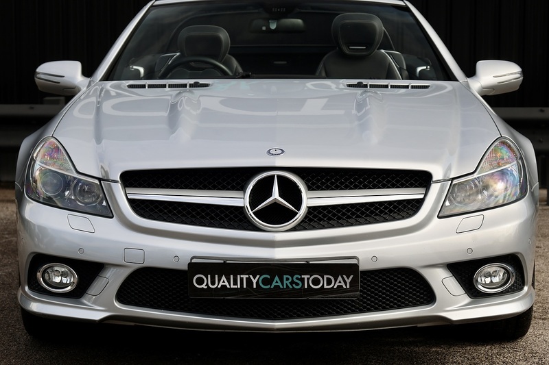 Mercedes-Benz SL 350 2 Former Keepers + Full Service History + AMG Styling + Sport Pack + Pano Roof Image 3