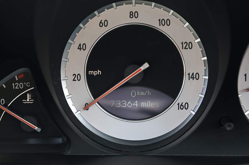 Mercedes-Benz SL 350 2 Former Keepers + Full Service History + AMG Styling + Sport Pack + Pano Roof Image 10