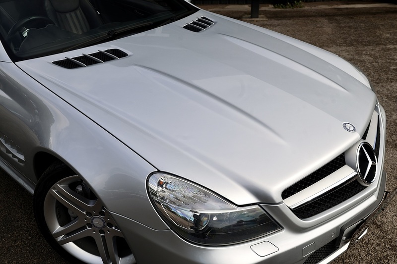 Mercedes-Benz SL 350 2 Former Keepers + Full Service History + AMG Styling + Sport Pack + Pano Roof Image 11